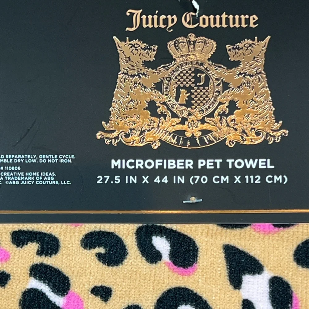 Juicy Couture - ‘Leopard’ Absorbent Microfiber Pet Towel. 27.5” x 44” NWT. Firm!